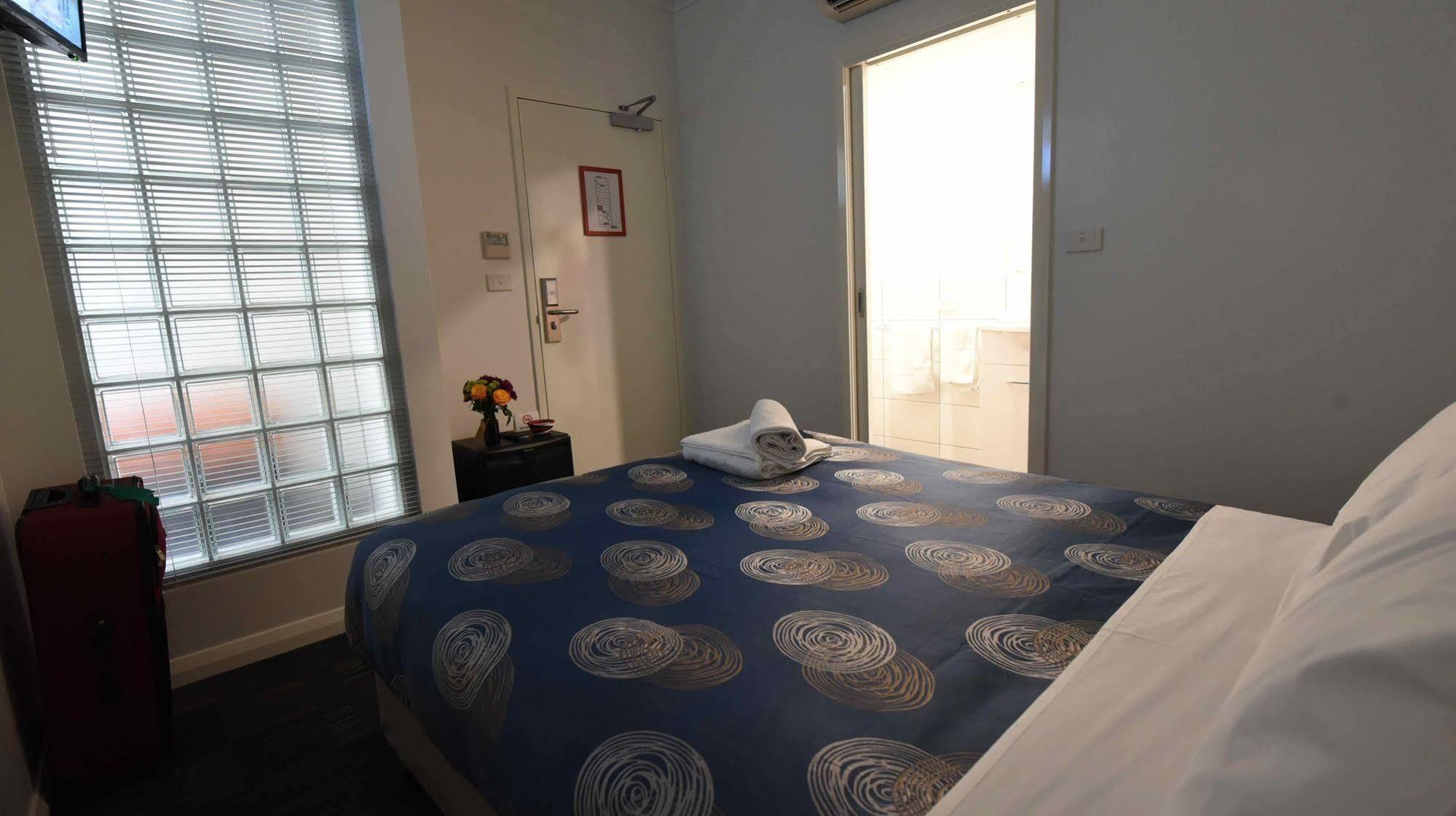 Hostel 109 Flashpackers Adelaide Ngoại thất bức ảnh